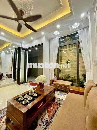Hàng Hiếm ! Nhà Phố Nhân Hoà -Ngõ To Rộng Thoáng-10m Ra OTO Giá 8.5tỷ