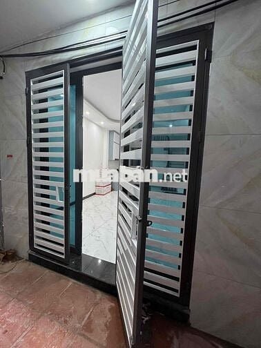 Cho thuê phòng khép kin nhà mới gần đại học đại nam