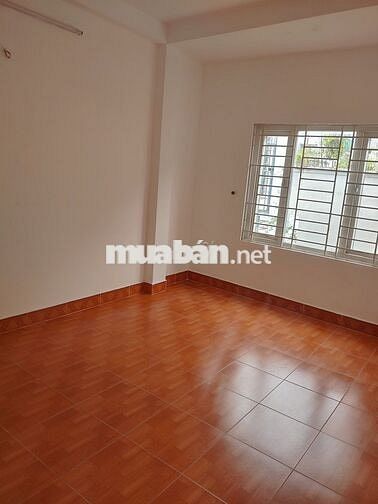 Cho thuê nhà đẹp nguyên căn 6 pn tại Quan Nhân