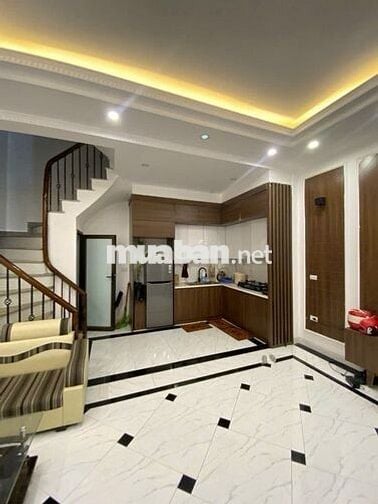 Cho thuê nhà 5 tầng ngõ 211 Khương Trung 3pn full nội thất
