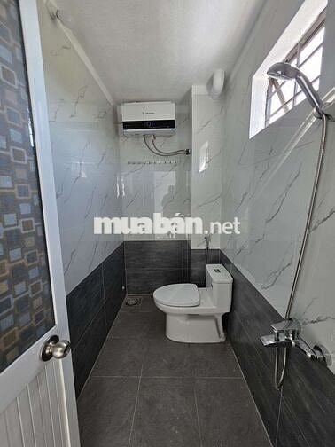 Bán Nhà Lững Đúc, Thôn Nam Sơn, Hòa Tiến, DT: 120m² (ngang 5m), 2,1 Tỷ