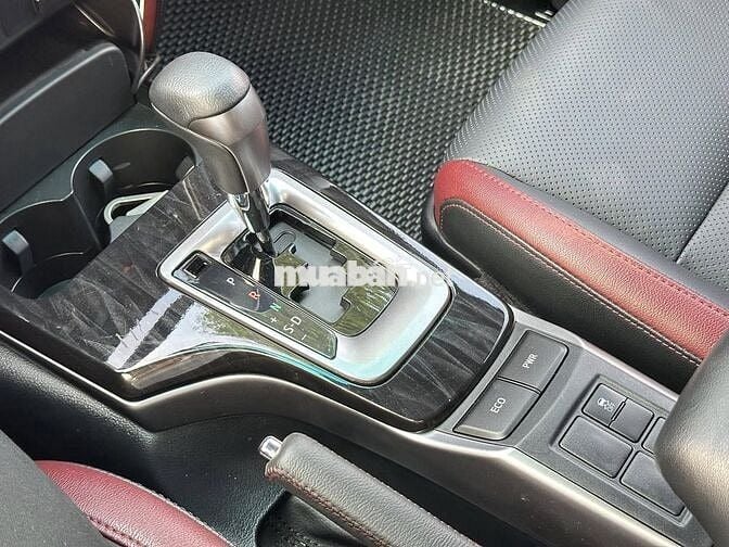 Toyota Fortuner 2023 Legender 2.4L 4x2 AT 29000 km