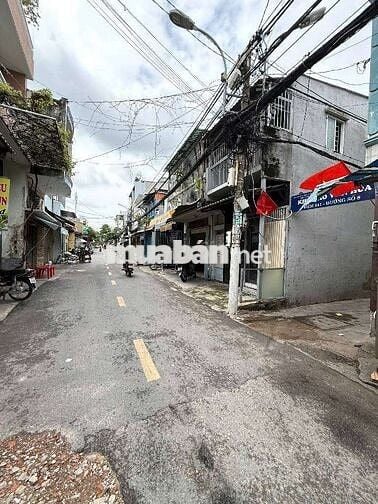 Nhà Kênh Nước Đen, Giáp Tân Phú, 5x6m, 2 Tầng, 2 PN, Giá hơn 3 tỷ xíu