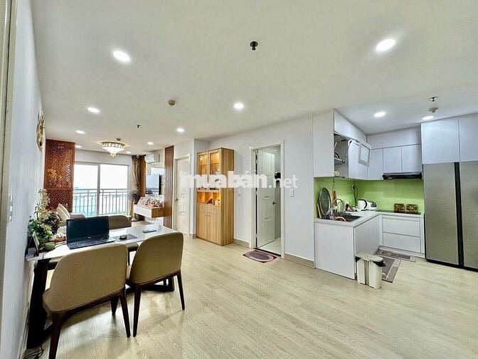 CHUNG CƯ CHARM CITY – TẦNG TRUNG, NỘI THẤT XỊN SÒ