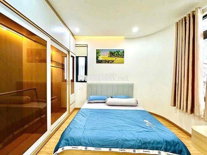 BÁN NHÀ CÁCH MẠNG THÁNG 8 NỞ HẬU - GẦN 35m2 - BTCT - NHỈNH 5 TỶ