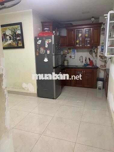 Bán căn tập thể phố Bạch Mai 110m2 sổ đỏ tầng 3 Hồng Mai 3 ngủ 2 vs.