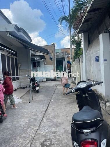 Gấp Bán Nhà, QL1A, TrungMỹ Tây ,Q12 Giá rẻ 2TỶ7 Cực Hiếm.