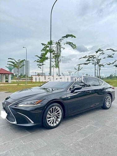 Lexus ES 2020 250 - 27600 km