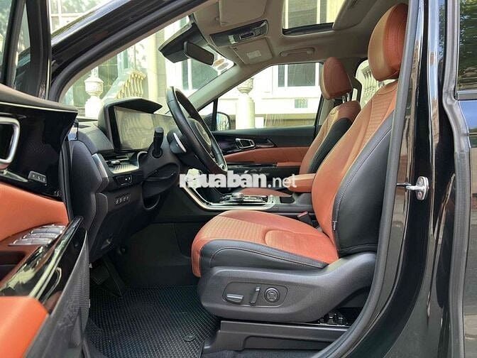Kia Carnival 2022 2.2D Signature 7 ghế
