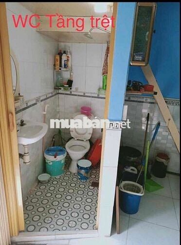 Nhà 1 lầu đúc, Dt: 4m x 5m, 1 PN, 2WC, hẻm 4m Bà Hom, xe tải đến nhà