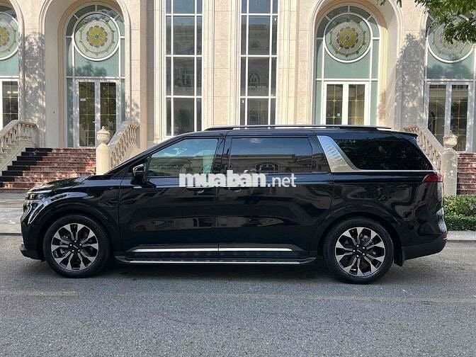 Kia Carnival 2022 2.2D Signature 7 ghế