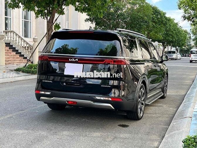 Kia Carnival 2022 2.2D Signature 7 ghế