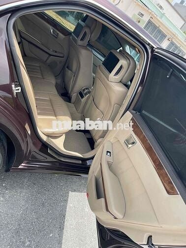 Mercedes Benz E Class 2010 E300 - 123456 km