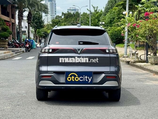 VinFast VFe34 2022 - Màu xám - 5v9km