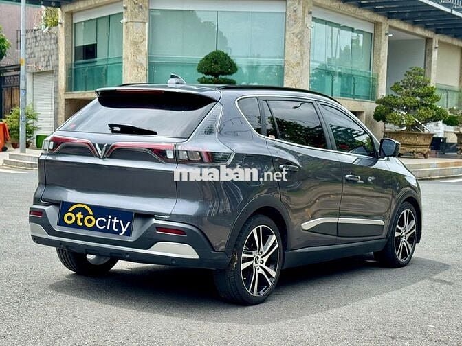 VinFast VFe34 2022 - Màu xám - 5v9km