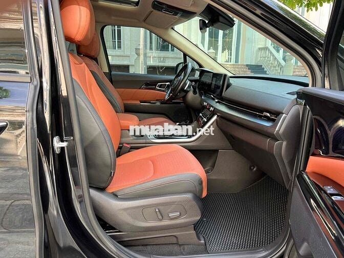 Kia Carnival 2022 2.2D Signature 7 ghế