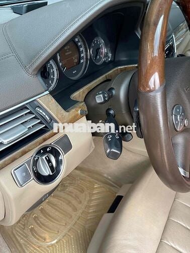 Mercedes Benz E Class 2010 E300 - 123456 km