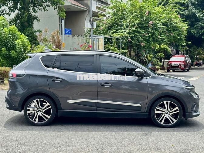 VinFast VFe34 2022 - Màu xám - 5v9km