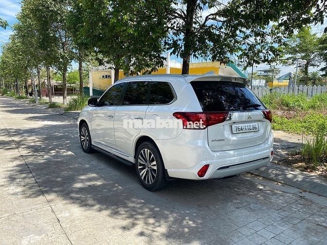 Mitsubishi Outlander 2024 2.0 CVT - 13300 km