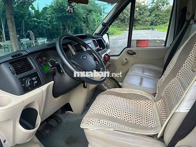 Ford Transit 2015 Luxury 16 chỗ xe cty cần bán