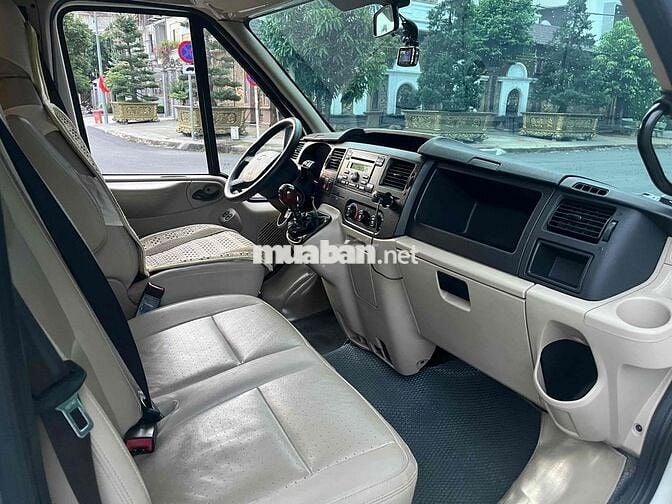 Ford Transit 2015 Luxury 16 chỗ xe cty cần bán