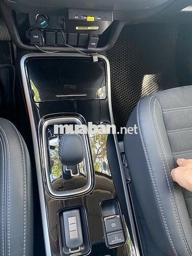 Mitsubishi Outlander 2024 2.0 CVT - 13300 km