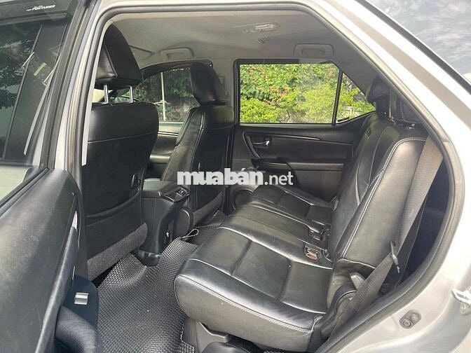 Toyota Fortuner 2020 2.4G 4x2 MT - 105000 km