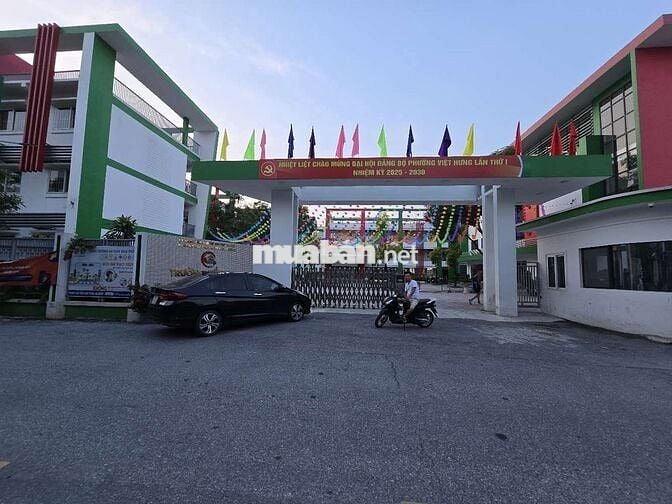 NHÀ MẶT PHỐ ĐỨC GIANG.VỈA HÈ KINH DOANH
