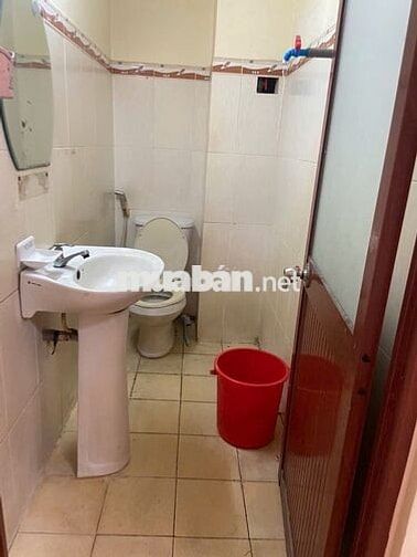 cho thuê nhà đường tân sơn nhì , 1 trệt 2 lầu dt 4x10m 3pn-3wc-giá tốt