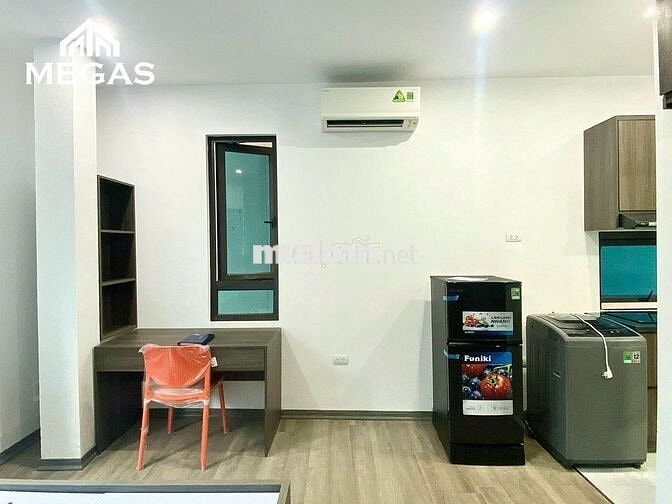 CHO THUÊ CĂN HỘ 1PN FULL NỘI THẤT CỬA SỔ  NGAY TẠI CẦU GIẤY