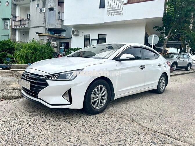 Hyundai Elantra 2020 1.6 AT - 3800 km