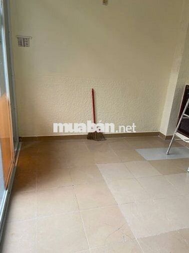cho thuê nhà đường tân sơn nhì , 1 trệt 2 lầu dt 4x10m 3pn-3wc-giá tốt