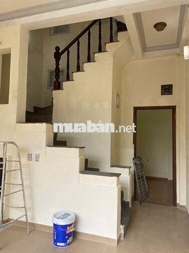 cho thuê nhà đường tân sơn nhì , 1 trệt 2 lầu dt 4x10m 3pn-3wc-giá tốt