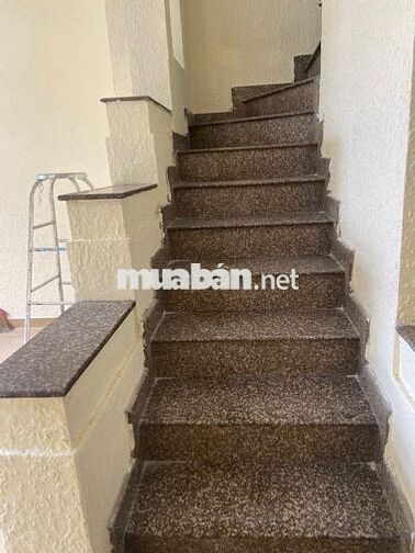 cho thuê nhà đường tân sơn nhì , 1 trệt 2 lầu dt 4x10m 3pn-3wc-giá tốt