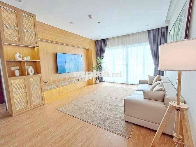 tôi cần bán căn hộ tại Lancaster Núi Trúc