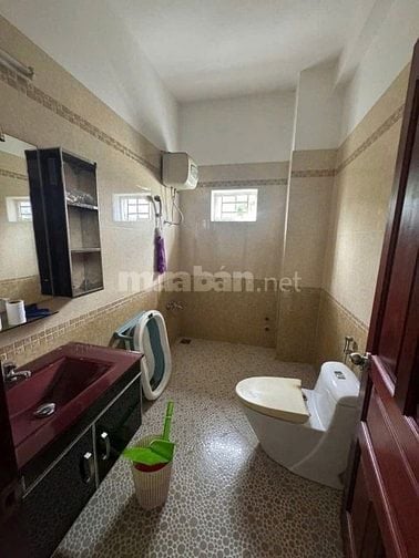 CHO THUÊ NHÀ MẶT TIỀN ĐƯỜNG - KHU KIẾN THIẾT - HIỆP PHÚ. QUẬN 9
