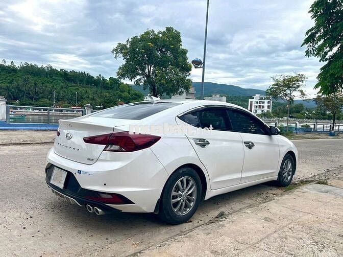 Hyundai Elantra 2020 1.6 AT - 3800 km