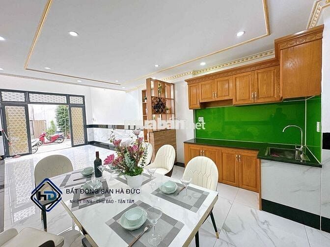 Nhà trệt lửng 2 lầu 4x12 hẻm nhựa 8m có vỉa hè