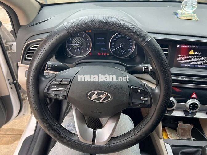 Hyundai Elantra 2020 1.6 AT - 3800 km