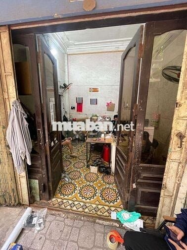 BÁN NHÀ TRẦN KHÁT CHÂN OTO ĐỖ CỬA , DT 20M X4Tang