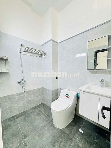 CHO THUÊ PHÒNG BANCON + FULL NT Ở VƯỜN LÀI , Q12 GẦN NTS