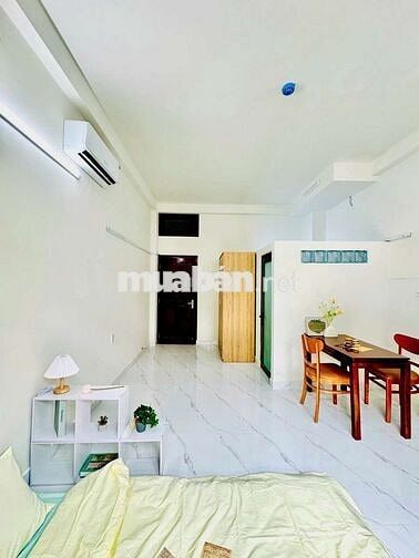 CHO THUÊ PHÒNG BANCON + FULL NT Ở VƯỜN LÀI , Q12 GẦN NTS