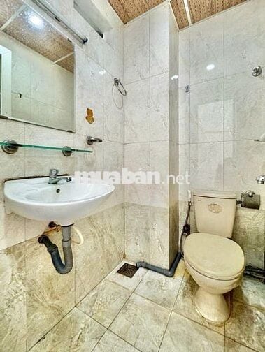CHỈ XÁCH VALI VÀO Ở NGAY – PHÒNG ĐẸP FULL TIỆN NGHI PHẠM VĂN CHIÊU