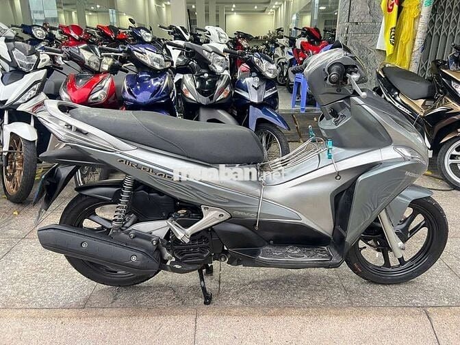 Honda air blade 2012 mới 90% Bstp chính chủ