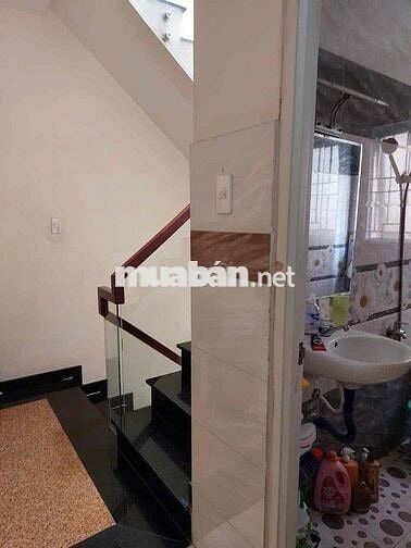Phòng trọ 15m2 đường Hoà Hảo Q10