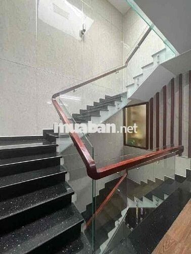 5 TẤM MẶT TIỀN KD. 101M VUÔNG A4. KẾ BÊN TRƯỜNG IUH. CHO THUÊ 50TR/TH