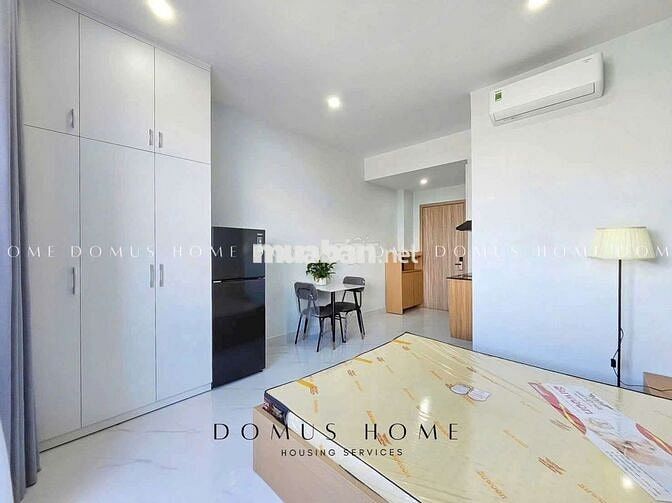 Căn hộ full nội thất ban công thoáng Đề Thám Quận 1 gần cầu Ông Lãnh