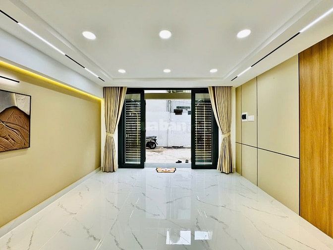 Tặng nội thất trị giá gần 3 tỷ trung tâm bình thạnh ngang 4 dài 12 