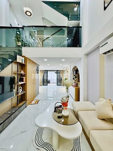 Tặng nội thất trị giá gần 3 tỷ trung tâm bình thạnh ngang 4 dài 12 
