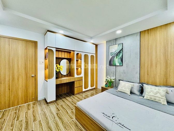 Tặng nội thất trị giá gần 3 tỷ trung tâm bình thạnh ngang 4 dài 12 